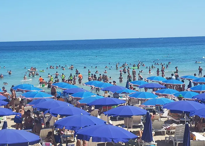 A 100mt Dal Mare *